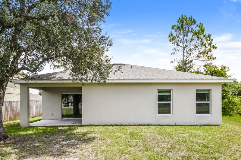 1,910/Mo, 108 Milton Pl Kissimmee, FL 34758 Rear View