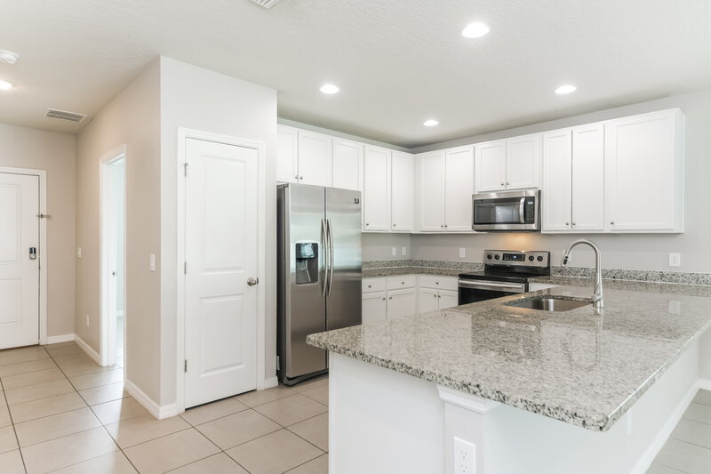 1,945/Mo, 11 Catalina Ct Kissimmee, FL 34758 Kitchen View 2
