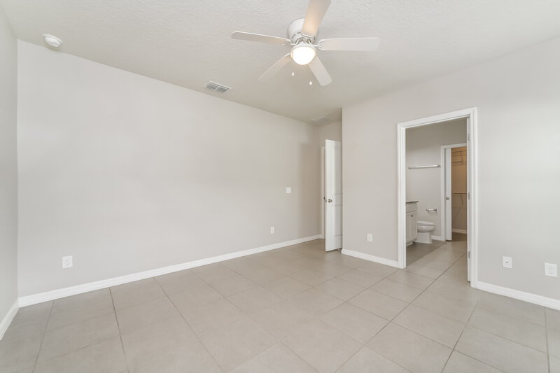 1,945/Mo, 11 Catalina Ct Kissimmee, FL 34758 Main Bedroom View 2
