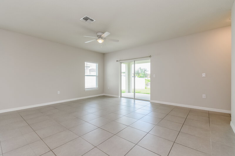 1,795/Mo, 1112 Najac Ln Kissimmee, FL 34759 Living Room View 2