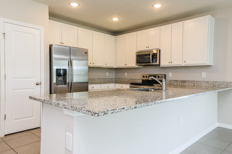 1,795/Mo, 1112 Najac Ln Kissimmee, FL 34759 Kitchen View