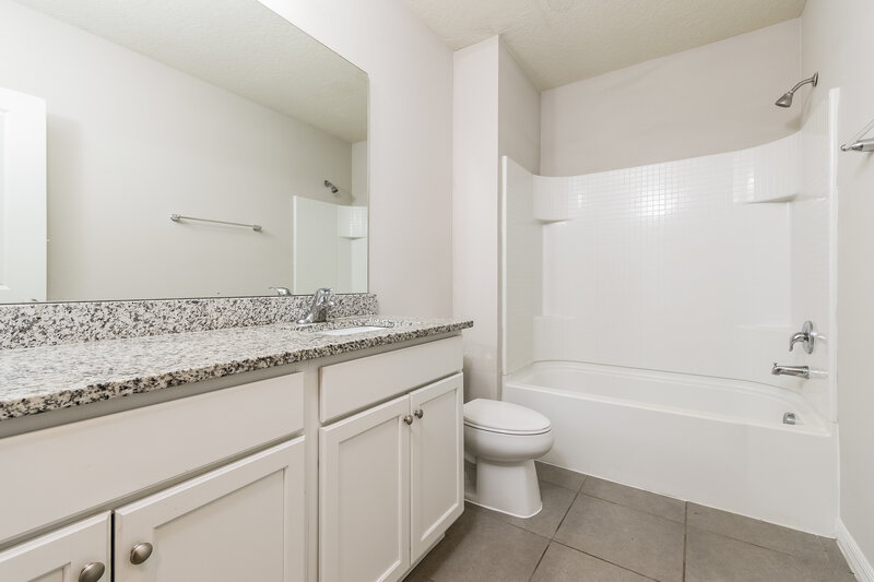 1,795/Mo, 1112 Najac Ln Kissimmee, FL 34759 Bathroom View