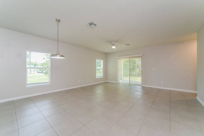1,830/Mo, 1201 Croydon Cir Kissimmee, FL 34758 Dining Room View 2