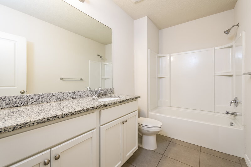 2,080/Mo, 141 Pompei Dr Kissimmee, FL 34758 Bathroom View