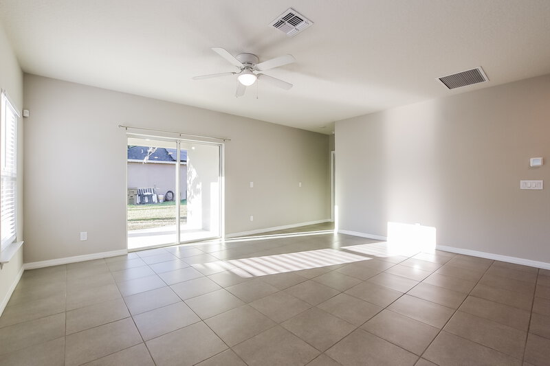 1,715/Mo, 386 Colonade Ct Kissimmee, FL 34758 Living Room View