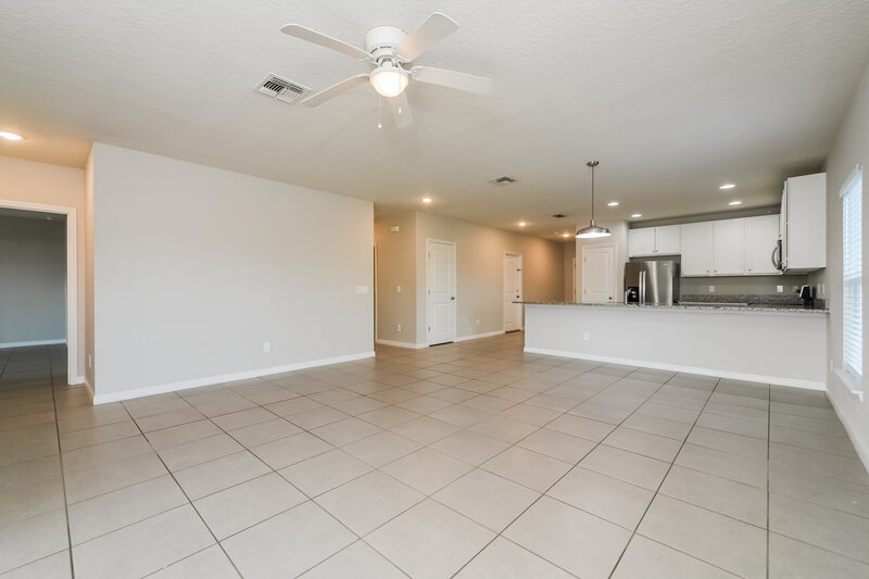 1,725/Mo, 501 Elbridge Pl Kissimmee, FL 34758 Living Room View 2