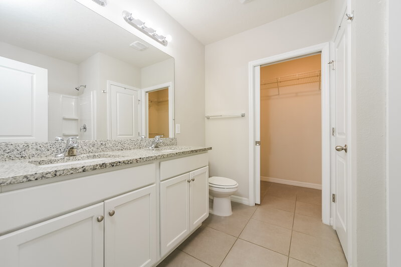 1,725/Mo, 501 Elbridge Pl Kissimmee, FL 34758 Main Bathroom View