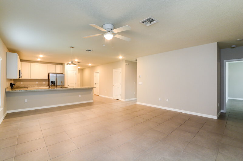 1,680/Mo, 60 Sawfish Ct Poinciana, FL 34759 Living Room View 2