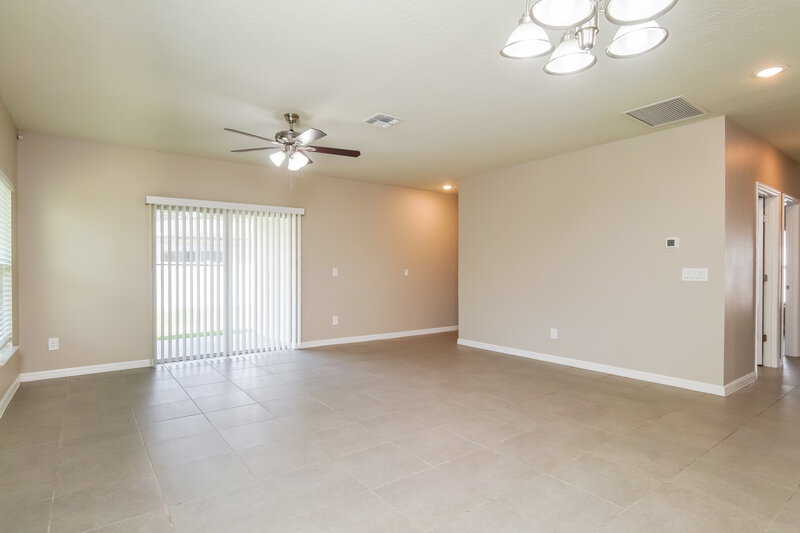 2,035/Mo, 651 Mercado Ct Kissimmee, FL 34758 Living Room View