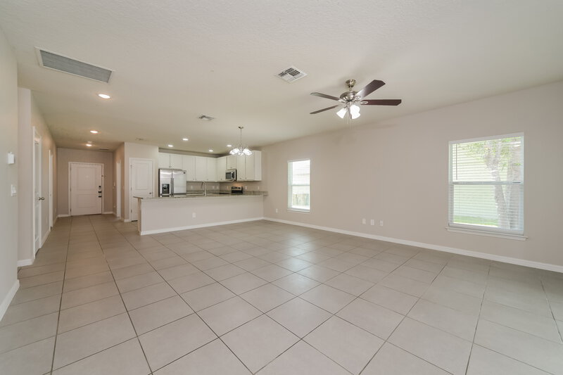 1,800/Mo, 651 Mercado Ct Kissimmee, FL 34758 Living Room View