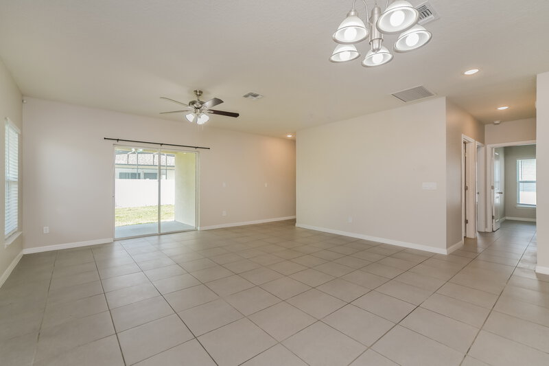 1,800/Mo, 651 Mercado Ct Kissimmee, FL 34758 Dining Room View