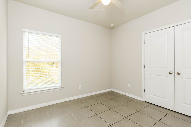 1,650/Mo, 670 Basingstoke Ct Kissimmee, FL 34758 Bedroom View