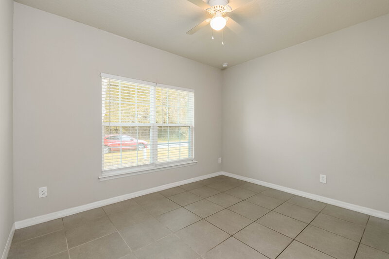 1,650/Mo, 670 Basingstoke Ct Kissimmee, FL 34758 Bedroom View 3