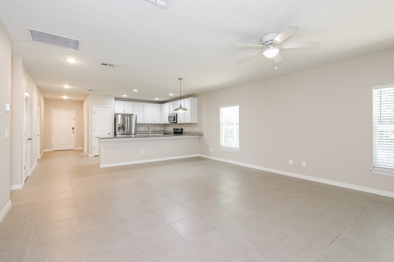2,030/Mo, 830 Hazel Grove Ct Kissimmee, FL 34758 Living Room View 2