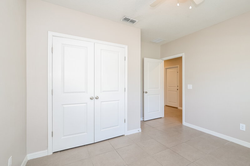 2,030/Mo, 830 Hazel Grove Ct Kissimmee, FL 34758 Bedroom View 3