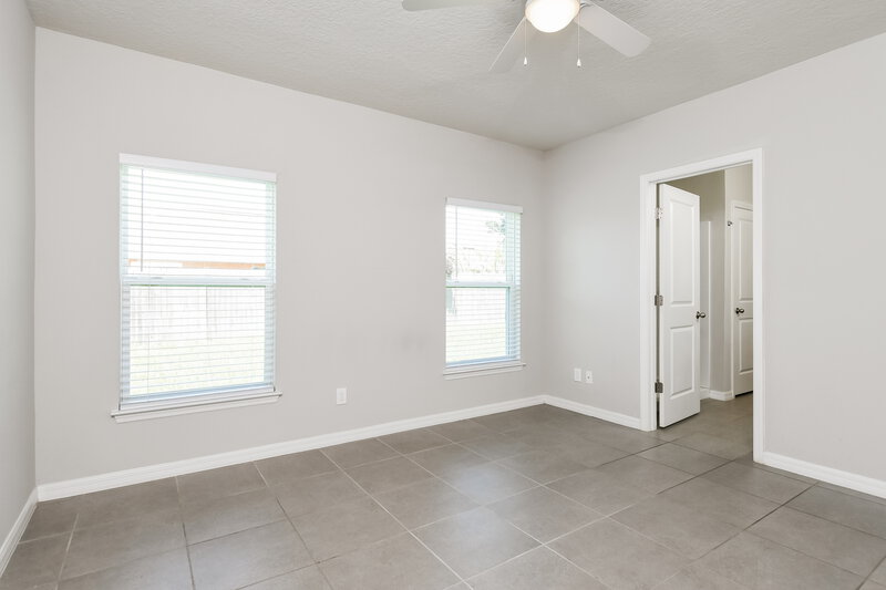 1,825/Mo, 903 Dartmouth Ct Kissimmee, FL 34758 Main Bedroom View