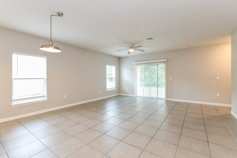 1,715/Mo, 956 Louvre Ct Kissimmee, FL 34759 Dining Room View 2