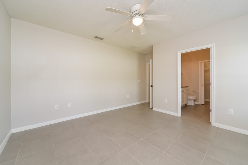 1,940/Mo, 994 James Dr Poinciana, FL 34759 Main Bedroom View 2