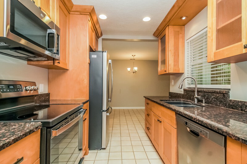 3,720/Mo, 3028 Dikewood Ct Winter Park, FL 32792 Kitchen View 2