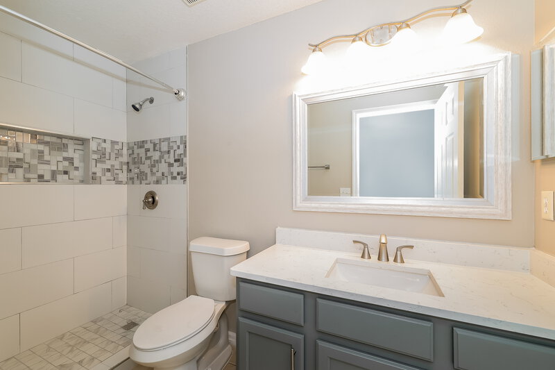 2,240/Mo, 2765 Eagle Canyon Dr S Kissimmee, FL 34746 Bathroom View