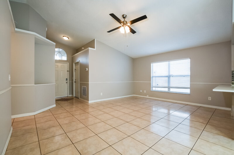 2,675/Mo, 13710 Glasser Ave Orlando, FL 32826 Living Room View