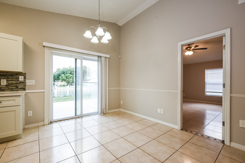 2,675/Mo, 13710 Glasser Ave Orlando, FL 32826 Dining Room View