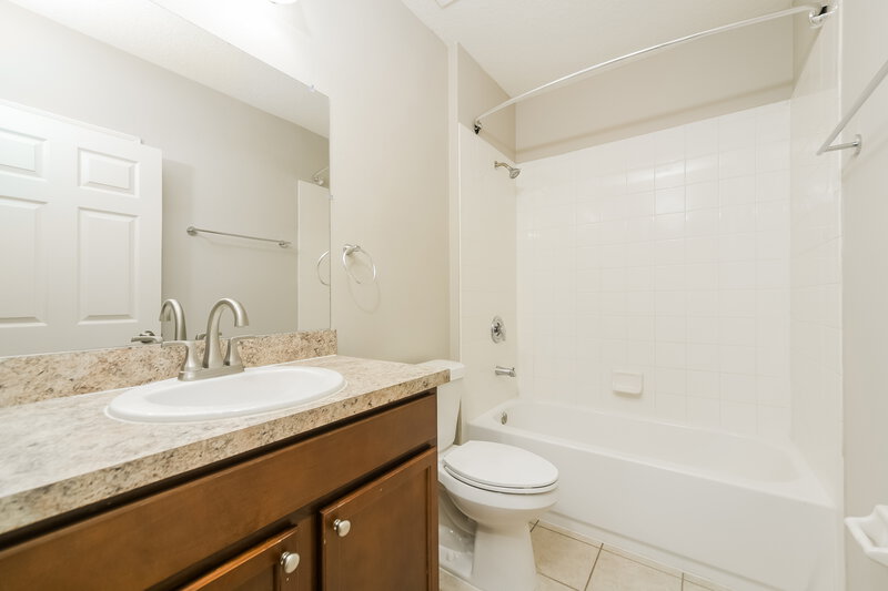 1,875/Mo, 3040 Morton Way Kissimmee, FL 34743 Bathroom View