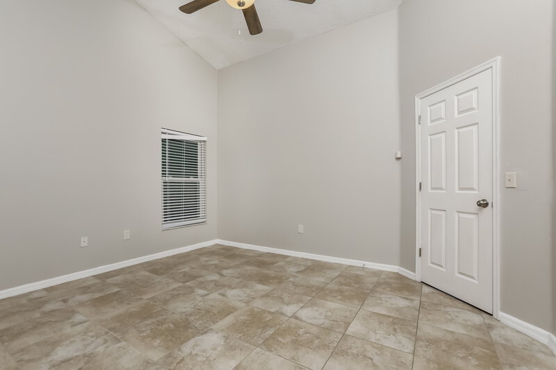 2,370/Mo, 10807 Leader Ln Orlando, FL 32825 Main Bedroom View