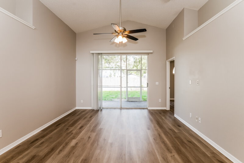 2,510/Mo, 466 Valencia Place Cir Orlando, FL 32825 Living Room View