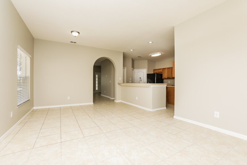 2,160/Mo, 1216 Longville Cir Tavares, FL 32778 Living Room View 2