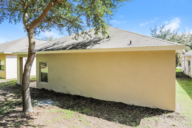 2,160/Mo, 1216 Longville Cir Tavares, FL 32778 Rear View 2