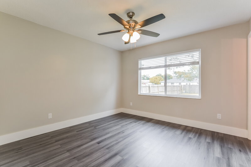 2,105/Mo, 8660 Lyonia Dr Orlando, FL 32829 Main Bedroom View