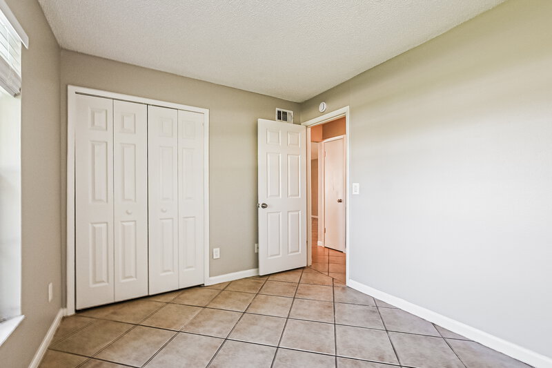 2,060/Mo, 8726 Gopher Ln Orlando, FL 32829 Bedroom View 2
