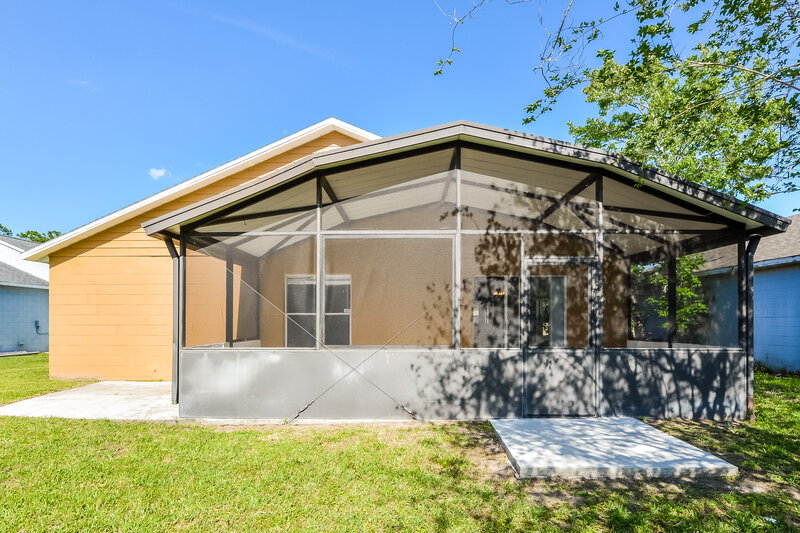 2,205/Mo, 2122 Donegan Pl Orlando, FL 32826 Rear View