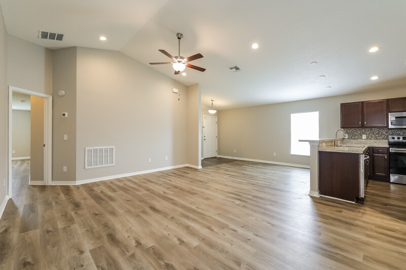 2,395/Mo, 4579 Calumet Dr Saint Cloud, FL 34772 Living Room View 3