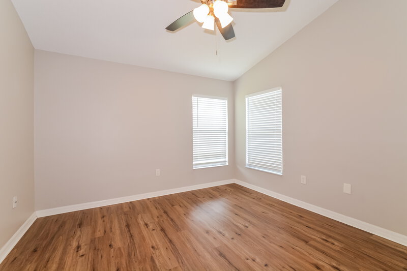 2,105/Mo, 1853 Wimbledon St Kissimmee, FL 34743 Main Bedroom View