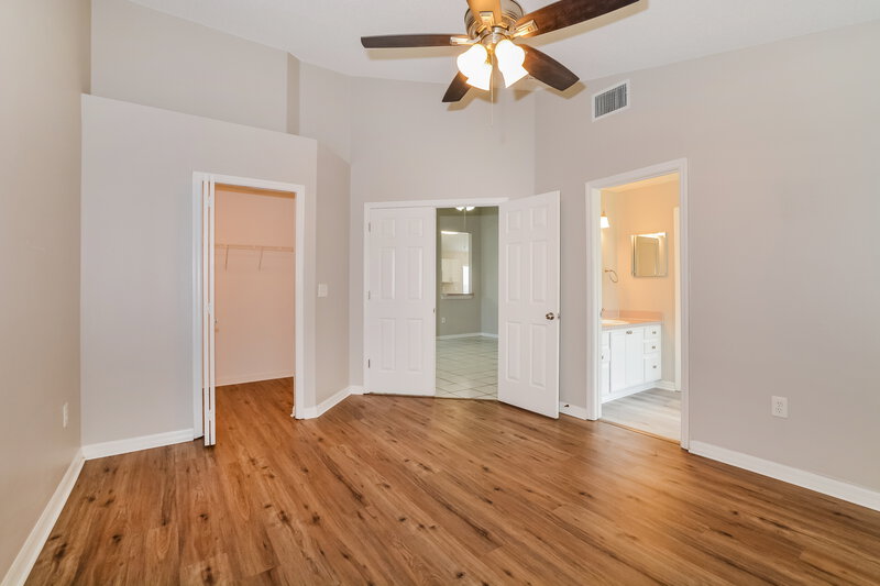 2,105/Mo, 1853 Wimbledon St Kissimmee, FL 34743 Main Bedroom View 2