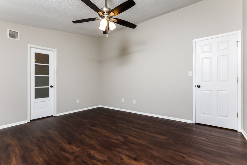 1,990/Mo, 336 Copperstone Cir Casselberry, FL 32707 Main Bedroom View 2