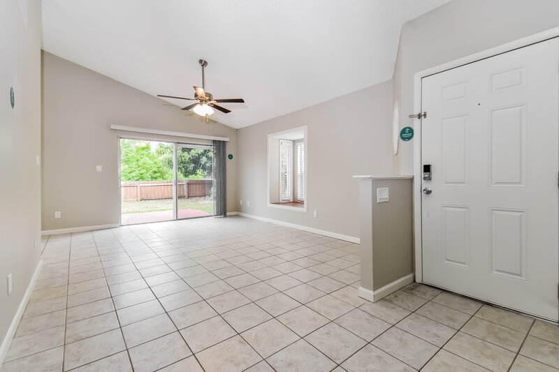 2,555/Mo, 11519 Keeley Ct Orlando, FL 32837 Living Room View