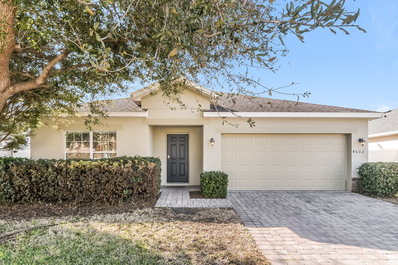 2,150/Mo, 4602 Caverns Dr Kissimmee, FL 34758 External View