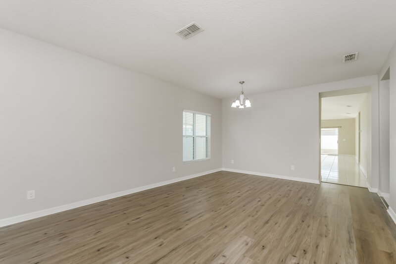 2,150/Mo, 4602 Caverns Dr Kissimmee, FL 34758 Living Room View