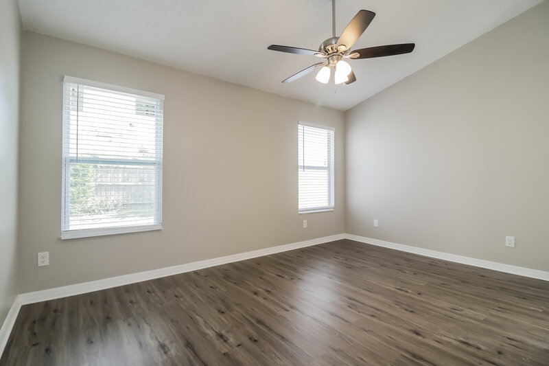 2,225/Mo, 5567 Elizabeth Rose Sq Orlando, FL 32810 Main Bedroom View