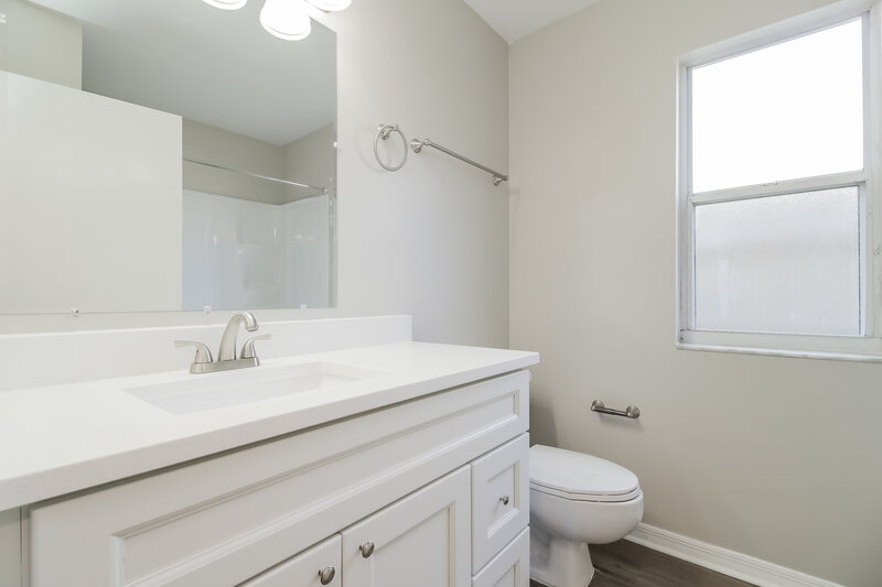 2,225/Mo, 5567 Elizabeth Rose Sq Orlando, FL 32810 Powder Room View