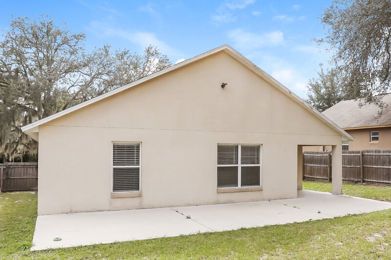 2,045/Mo, 107 W Cleveland St Apopka, FL 32703 Rear View 2