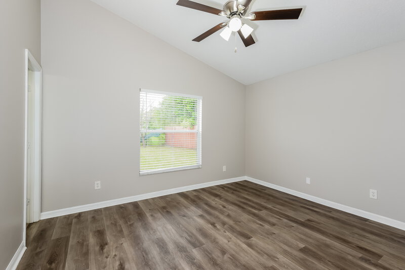 2,170/Mo, 9620 Hollyhill Dr Orlando, FL 32824 Main Bedroom View 2