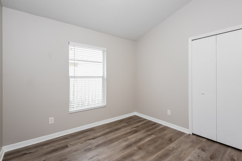 2,170/Mo, 9620 Hollyhill Dr Orlando, FL 32824 Bedroom View