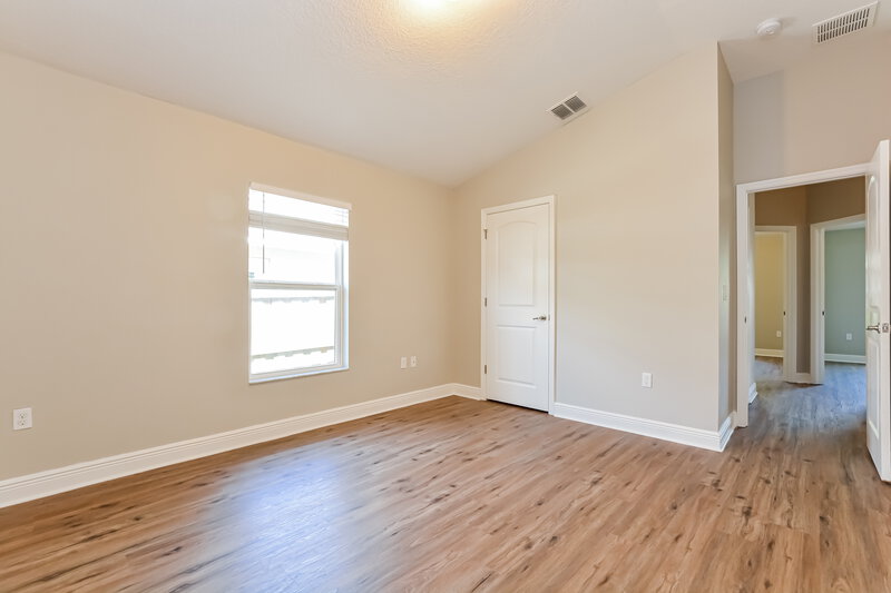 2,245/Mo, 2308 Bracknell Forest Trl Tavares, FL 32778 Bedroom View 3