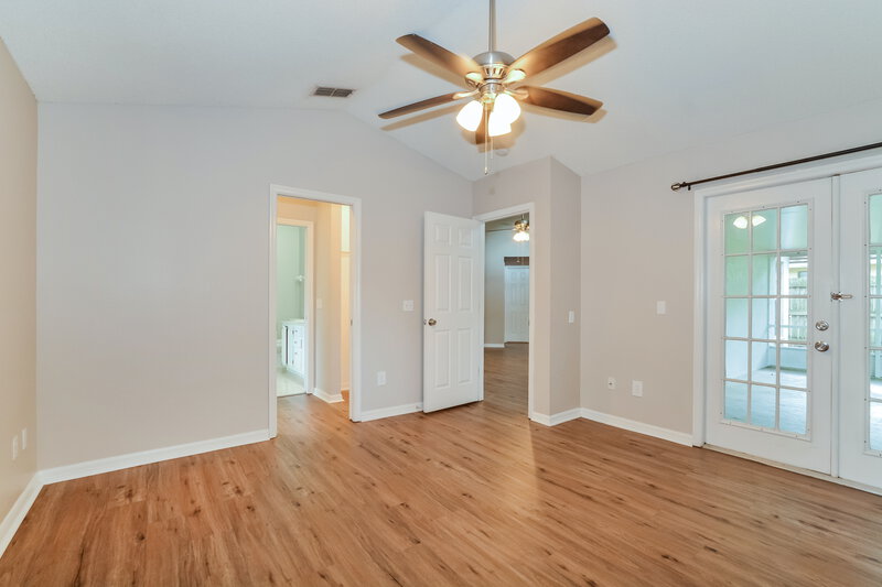2,335/Mo, 957 Piedmont Oaks Dr Apopka, FL 32703 Main Bedroom View 2