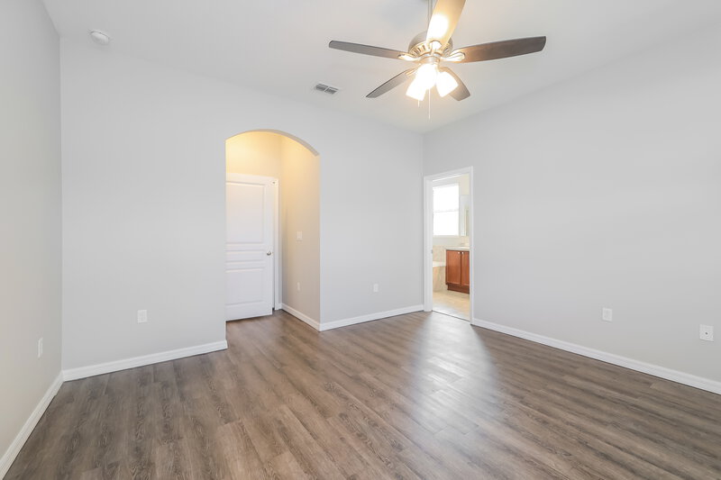 2,185/Mo, 3108 Brinwood Dr Kissimmee, FL 34758 Main Bedroom View