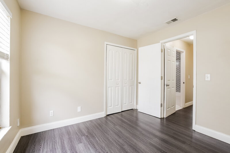 2,350/Mo, 8420 Fort Clinch Ave Orlando, FL 32822 Bathroom View